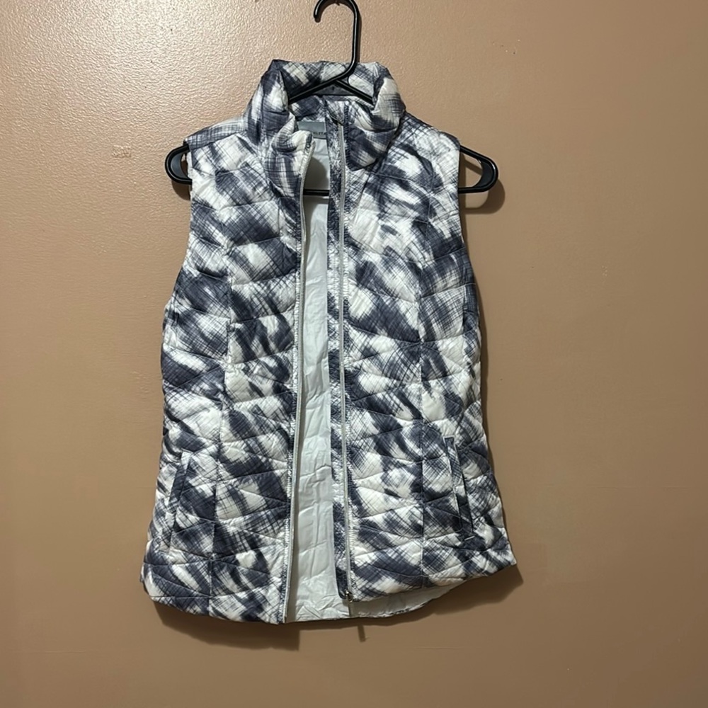 Stylish Women's Black and White Vest